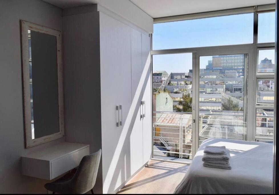 Stunning Studio Apartment In Cbd Cape Town Luaran gambar
